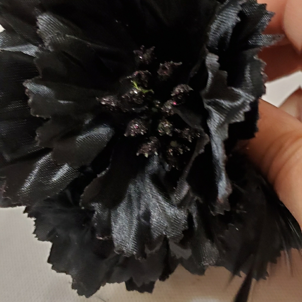 Floral/Feather Hair Accessories